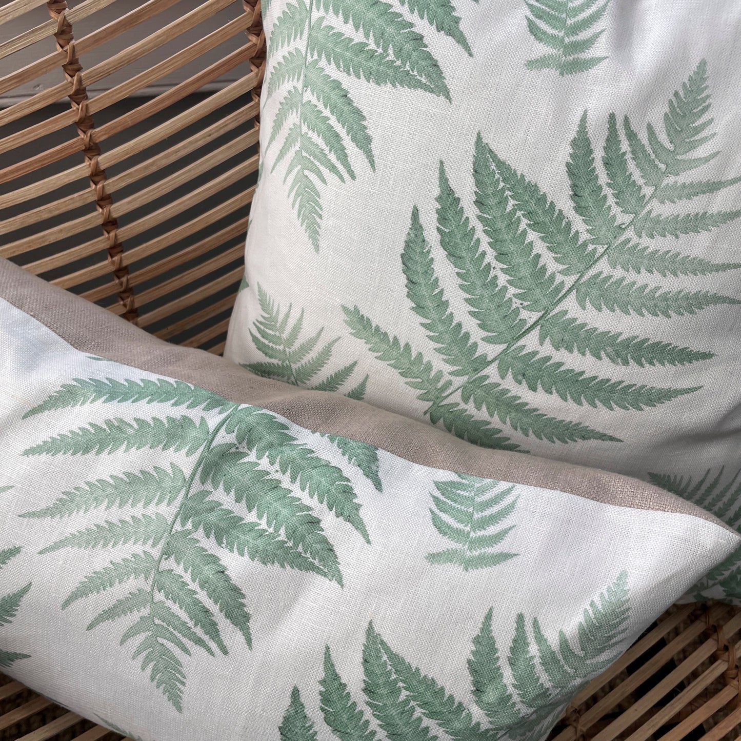 Linen Fern Pillow in Green - 20" x 12"